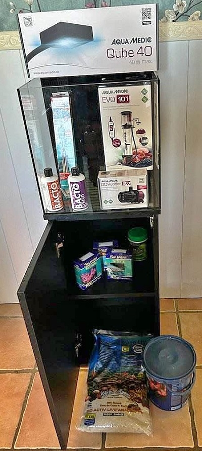 Aquarium Pakke-Aqua Medic Yasha 60 med bord og udstyr